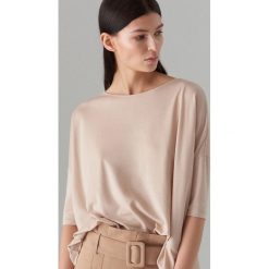 Basicowa bluzka oversize - Beżowy. Brązowe bluzki damskie Mohito, s, bez wzorów, bez kołnierzyka, bez rękawów. Za 59,99 zł.
