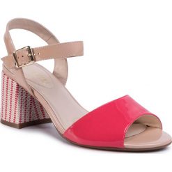 Sandały LORETTA VITALE - 8870-507-667 Almond Ma. Różowe klapki damskie Loretta Vitale, bez wzorów, ze skóry, bez obcasa, na obcasie. Za 319,00 zł.