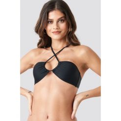 NA-KD Swimwear Drawstring Bandeau Top - Black. Czarne topy damskie NA-KD Swimwear, z haftami, bez kołnierzyka. Za 60,95 zł.