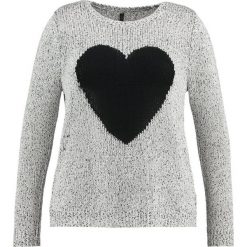 Swetry klasyczne damskie: Evans HEART Sweter cream