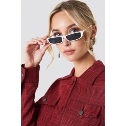 NA-KD Accessories Prostokątne okulary przeciwsłoneczne - White. Białe okulary przeciwsłoneczne damskie marki NA-KD Accessories, prostokątne. W wyprzedaży za 32,38 zł.