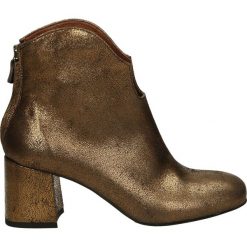 Botki - 8667 STA BRON. Żółte botki damskie skórzane marki Venezia. Za 299,00 zł.