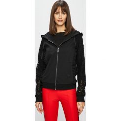 Liu Jo - Bluza. Czarne bluzy damskie Liu Jo, z nadrukiem, z elastanu, bez rękawów, z kapturem. W wyprzedaży za 569,90 zł.