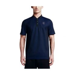 Nike POLO COURT, 10 | INNE SPORTY NSW | MĘŻCZYZNA | POLO KRÓTKI RĘKAW | CZARNY / GŁĘBOKIE KRÓLEWSKI NIEBIESKI / METALOWY | XL. Niebieskie koszulki męskie Nike, xl, bez wzorów, z bawełny, klasyczne, polo, z krótkim rękawem, krótkie. W wyprzedaży za 254,05 zł.