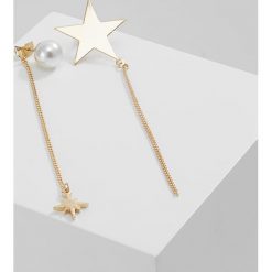 Kolczyki damskie: Orelia STAR PEARL MISMATCH EARRINGS Kolczyki pale goldcoloured
