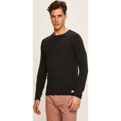 Produkt by Jack & Jones - Sweter. Czarne swetry męskie PRODUKT by Jack & Jones, s, bez wzorów, z bawełny, z okrągłym kołnierzem, bez kaptura. W wyprzedaży za 69,90 zł.