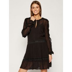 Sukienka letnia TwinSet 192TP2573. Czarne sukienki damskie Twinset, na lato, bez wzorów, z wiskozy, bez kołnierzyka, bez rękawów. W wyprzedaży za 469,00 zł.