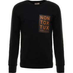 Nudie Jeans EVERT Bluza black. Czarne bluzy męskie marki Nudie Jeans, xxl, bez wzorów, z bawełny, bez kołnierzyka, bez rękawów, bez kaptura. Za 369,00 zł.