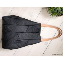 Torebki klasyczne damskie: Bi Bag 04