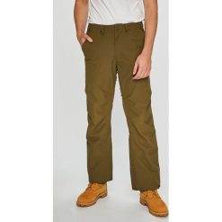 Quiksilver - Spodnie Snowboardowe. Żółte spodnie męskie Quiksilver, na co dzień, m, bez wzorów, z poliesteru. W wyprzedaży za 299,90 zł.