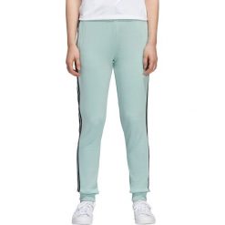 Adidas Originals Spodnie dresowe Zielony. Zielone spodnie damskie adidas Originals, z bawełny. Za 274,95 zł.
