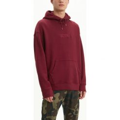 Levi's Bluza Czerwony. Czerwone bluzy męskie Levi's®, s, bez wzorów, z bawełny, bez kołnierzyka, bez rękawów, bez kaptura. Za 326,95 zł.
