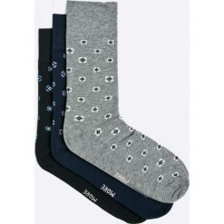 More - Skarpety (3-pack). Szare skarpetki męskie More, bez wzorów, z elastanu. W wyprzedaży za 19,90 zł.
