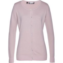 Sweter rozpinany bonprix matowy jasnoróżowy. Różowe kardigany damskie bonprix. Za 54,99 zł.