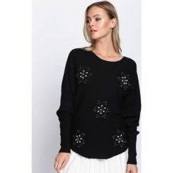 Czarny Sweter Lead Me. Czarne bez kategorii Born2be, s, z dzianiny, z dekoltem w łódkę. Za 59,99 zł.