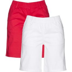 Klapki bonprix jasnozielony. Zielone koturny damskie bonprix, bez wzorów, bez obcasa, na koturnie. Za 74,99 zł.