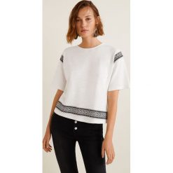 Mango - Top Lali. Białe topy damskie marki Mango, s, z haftami, z bawełny, z okrągłym kołnierzem. W wyprzedaży za 39,90 zł.