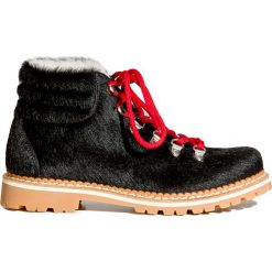 Buty MONTELLIANA MARGHERITA CAVALLINO. Czarne buty trekkingowe damskie Montelliana, na zimę. W wyprzedaży za 1232,00 zł.