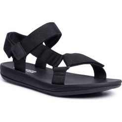 Sandały CAMPER - Match K100539-001 Black. Czarne klapki męskie Camper, z tworzywa sztucznego, bez zapięcia. Za 329,00 zł.
