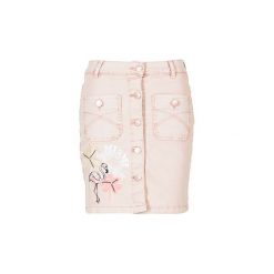 Spódnice krótkie Desigual AHOUAIDE. Różowe spódniczki damskie Desigual, bez wzorów, krótkie, mini. Za 351,20 zł.