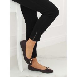 Baleriny damskie szare JM3550J GRIS. Szare baleriny damskie obuwie damskie, bez wzorów, z zamszu, eleganckie, bez obcasa. Za 53,09 zł.