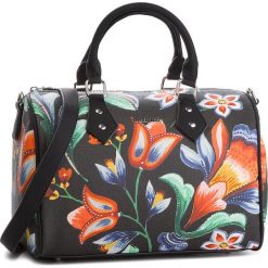 Torebka DESIGUAL - 18WAXPED 2000. Czarne torebki klasyczne damskie marki Desigual, bez wzorów, ze skóry ekologicznej, klasyczne, bez dodatków. W wyprzedaży za 249,00 zł.