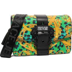 Torebka VERSACE JEANS COUTURE - E1VVBBFA 71409 139. Zielone listonoszki damskie Versace Jeans Couture, na imprezę, bez wzorów, z jeansu, bez dodatków. W wyprzedaży za 719,00 zł.