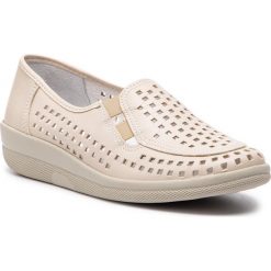 Półbuty COMFORTABEL - 941637 Sand 81. Brązowe półbuty damskie Comfortabel, bez wzorów, ze skóry, bez obcasa, na płaskiej podeszwie, bez zapięcia. Za 219,00 zł.