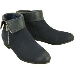 PIAZZA 961524-5 jeans, botki damskie. Botki damskie Piazza, z jeansu, bez obcasa, na zamek. W wyprzedaży za 342,40 zł.