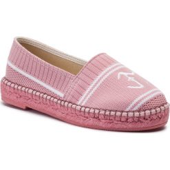 Espadryle EVA MINGE - EM-14-05-000108 921. Różowe espadryle damskie Eva Minge, bez wzorów, ze skóry ekologicznej, bez obcasa, na płaskiej podeszwie. W wyprzedaży za 229,00 zł.