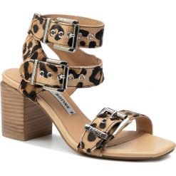 Sandały BRONX - BX 1558 84759-H Leopard 149. Pomarańczowe klapki damskie Bronx, bez wzorów, ze skóry, bez obcasa, na obcasie. W wyprzedaży za 349,00 zł.