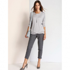SWETER DŁUGI RĘKAW DAMSKI. Szare swetry klasyczne damskie Top Secret, na jesień. Za 39,99 zł.