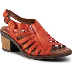 Sandały FLY LONDON - Zenafly P144586004 Devil Red. Czerwone klapki damskie Fly London, bez wzorów, ze skóry, bez obcasa, na obcasie. Za 519,00 zł.