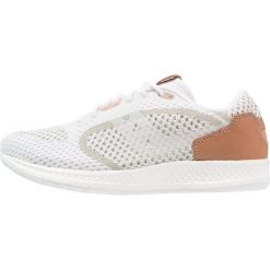 Saucony SHADOW 5000 Tenisówki i Trampki white. Białe tenisówki damskie Saucony, z materiału. W wyprzedaży za 379,50 zł.