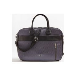 Torba Na Laptopa Model Global Functional. Szare torby na laptopa Guess, w paski, z bawełny. Za 649,00 zł.