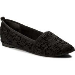 Półbuty TAMARIS - 1-24668-20 Black Macramee 014. Czarne creepersy damskie Tamaris, z materiału, na obcasie. Za 139,90 zł.