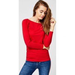 Bluzka typu basic. Bluzki damskie Moodo, s, bez wzorów, bez kołnierzyka, bez rękawów. Za 19,99 zł.