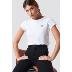 T-shirty damskie: XLE the Label T-shirt Go To Embroidered - White