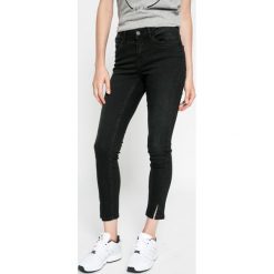 Noisy May - Jeansy Lucy. Czarne rurki damskie marki Noisy May. W wyprzedaży za 39,90 zł.