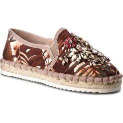Espadryle ALMA EN PENA - V18600 Tropic Camel. Pomarańczowe espadryle damskie marki Alma en Pena, z tworzywa sztucznego, na płaskiej podeszwie. W wyprzedaży za 229,00 zł.