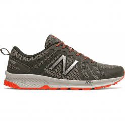 New Balance MT590RG4. Szare buty męskie do biegania marki New Balance, z materiału. Za 299,99 zł.