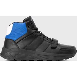 Kazar Studio - Buty. Czarne sneakersy męskie Kazar Studio, z okrągłym noskiem, na sznurówki. W wyprzedaży za 199,90 zł.