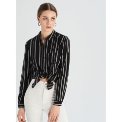 Wzorzysta koszula - Czarny. Czarne koszule damskie marki Sinsay, s. Za 39,99 zł.