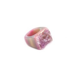 InspiRING Druza Agatu Różowa rozmiar 16. Różowe pierścionki damskie marki Brazi druse jewelry, z agatem. Za 270,00 zł.