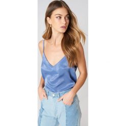 Rut&Circle Top na ramiączkach Tova - Blue. Niebieskie topy damskie Rut&Circle, bez wzorów, z poliesteru, bez kołnierzyka. Za 104,95 zł.
