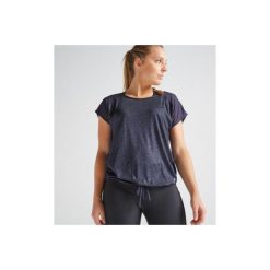 Koszulka fitness kardio krótki rękaw 120 damska. Czarne t-shirty damskie DOMYOS, bez wzorów, z elastanu, bez kołnierzyka. Za 29,99 zł.