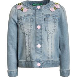 Benetton JACKET Kurtka jeansowa light blue denim. Niebieskie kurtki chłopięce marki Benetton, z bawełny. Za 149,00 zł.