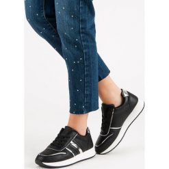 WYGODNE CZARNE SNEAKERSY. Trampki i tenisówki damskie Merg. Za 52,90 zł.