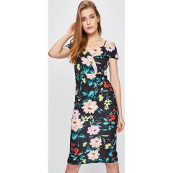 Answear - Sukienka. Czarne sukienki damskie ANSWEAR, s, w kwiaty, z elastanu, eleganckie, bez kołnierzyka, bez rękawów, midi, dopasowane. W wyprzedaży za 69,90 zł.