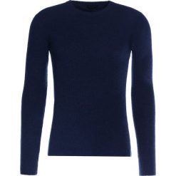 Roberto Collina Sweter navy. Niebieskie swetry klasyczne męskie marki Roberto Collina, m, z kaszmiru. W wyprzedaży za 759,50 zł.